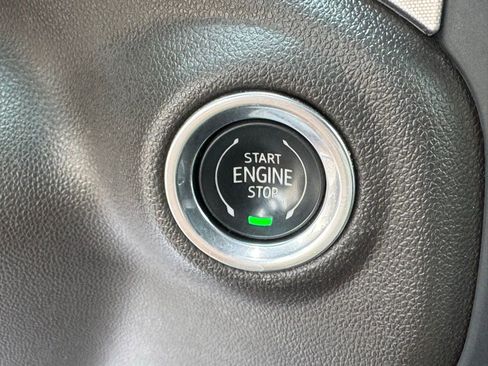 Used 2020 GMC Sierra 1500 SLT w/ SLT Premium Plus Package image 33