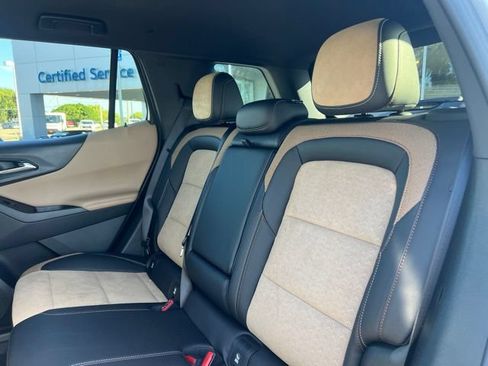 Used 2026 Chevrolet Equinox ACTIV w/ Convenience Package III AWD/4WD image 22