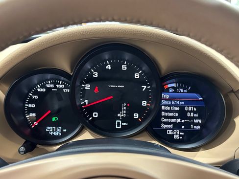 Used 2015 Porsche Boxster RWD image 28