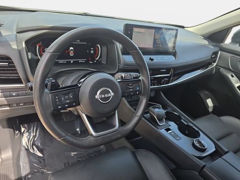 Used 2024 Nissan Rogue SL w/ SL Premium Package AWD/4WD image 16