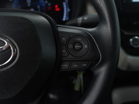 Used 2026 Toyota Corolla LE image 22