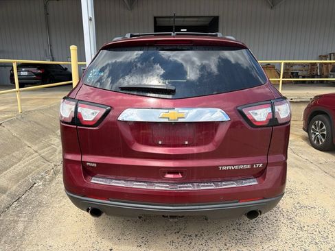 Used 2015 Chevrolet Traverse LTZ w/ LPO, 'HIT The Road' Package AWD/4WD image 4