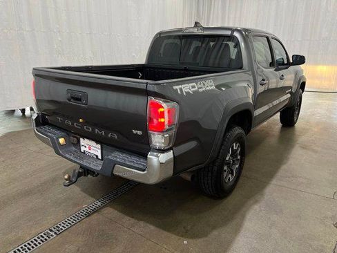 Certified 2021 Toyota Tacoma TRD Off-Road AWD/4WD image 4