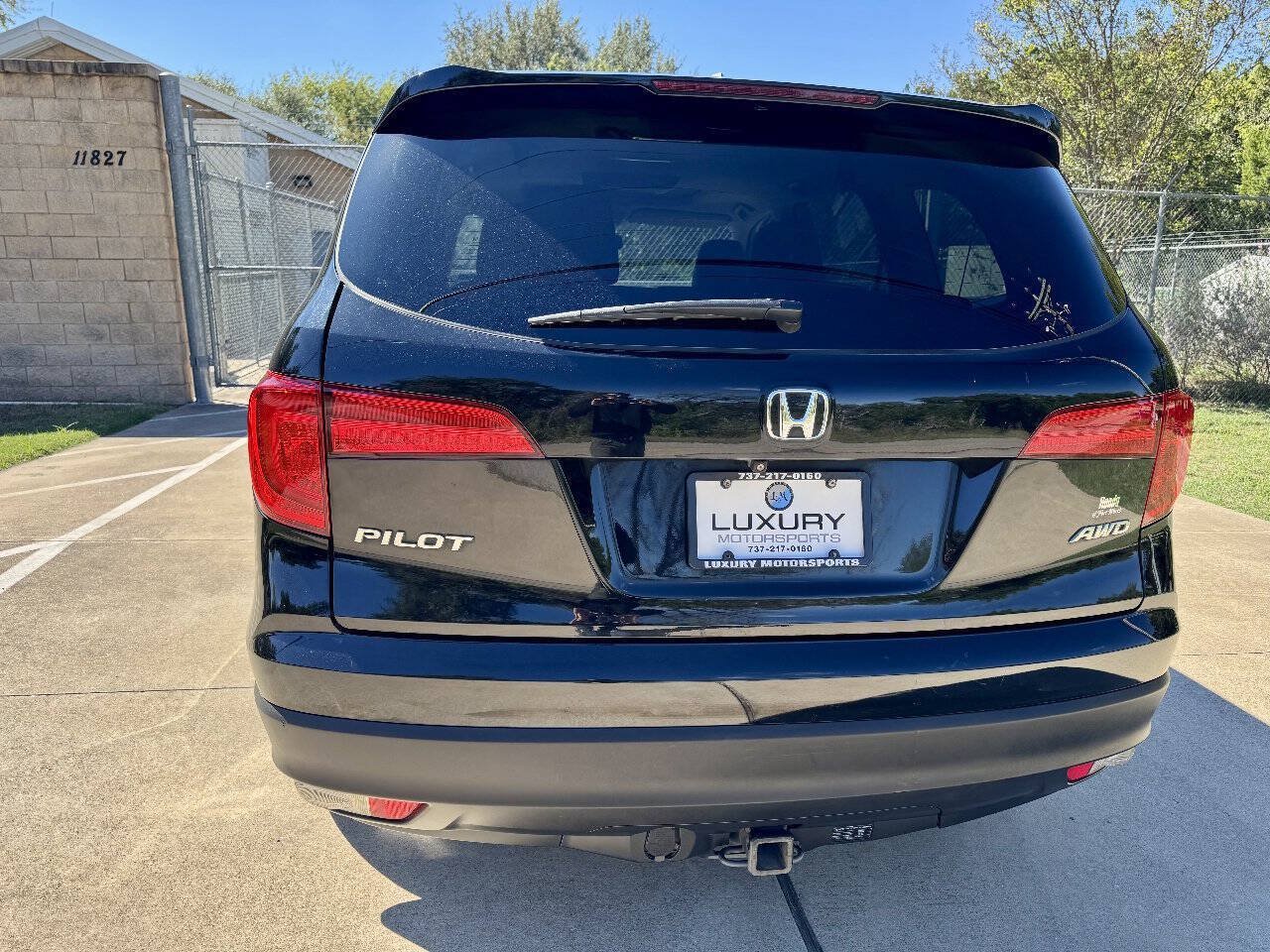 Used 2016 Honda Pilot EX-L image 11