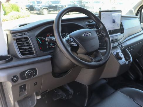 Used 2022 Ford E-Transit Medium Roof RWD image 24