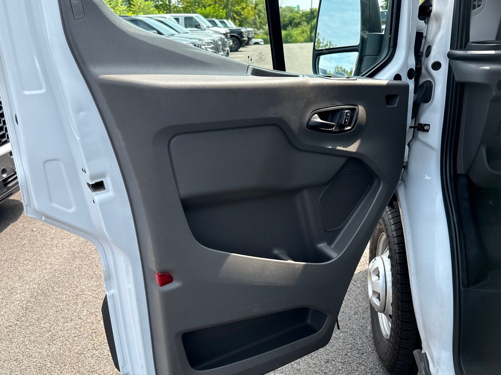 Used 2023 Ford Transit 250 Medium Roof AWD image 9
