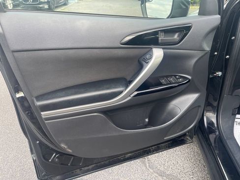 Used 2019 Mitsubishi Eclipse Cross LE AWD/4WD image 12