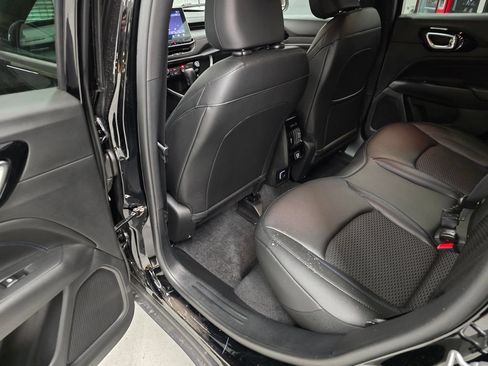 New 2026 Jeep Compass Latitude AWD/4WD image 26
