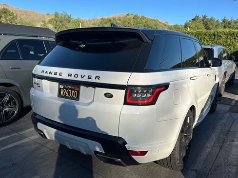 Used 2021 Land Rover Range Rover Sport HST image 3