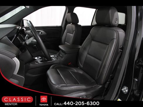 Used 2023 Chevrolet Traverse LT w/ LPO, Floor Liner Package AWD/4WD image 5