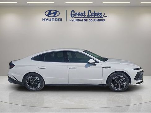 Used 2026 Hyundai Sonata SEL FWD image 5