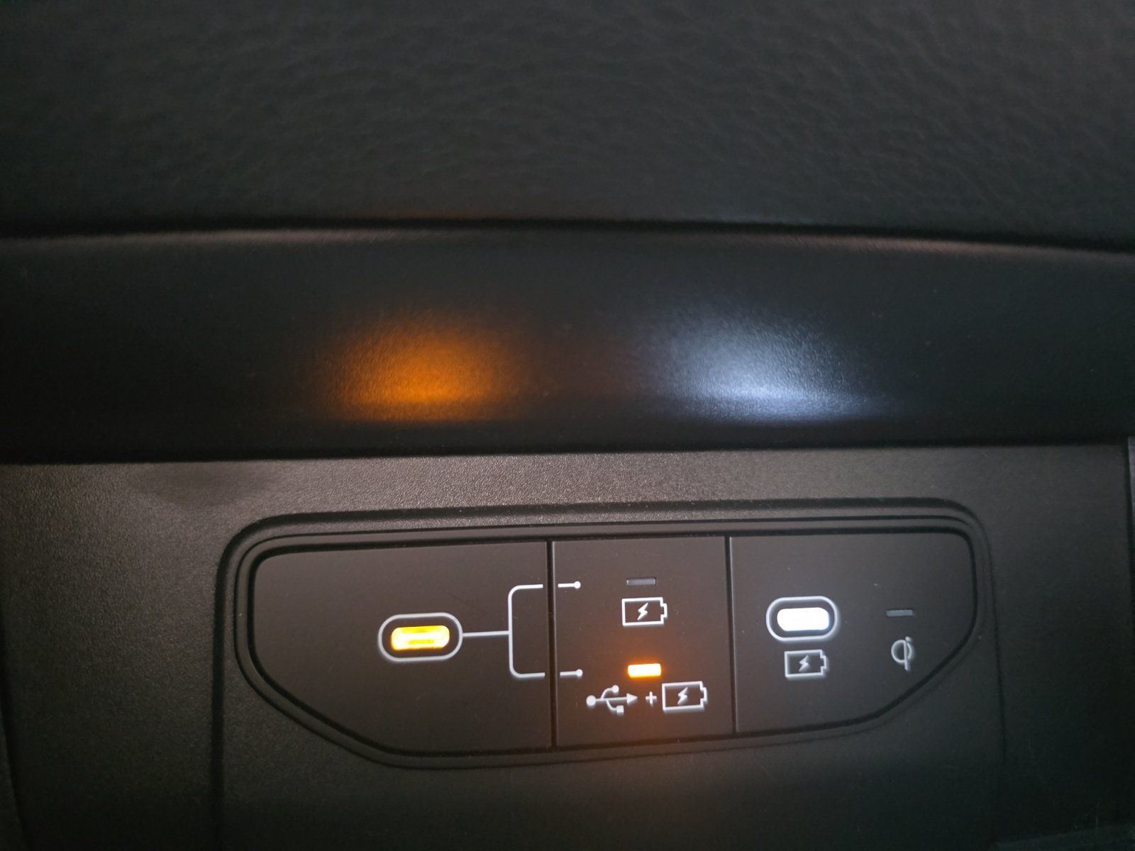 Certified 2026 Kia Sportage X-Line w/ X-Line Technology Package AWD/4WD image 20