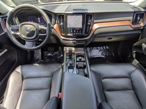 Certified 2023 Volvo XC60 B5 Plus w/ Climate Package FWD image 27