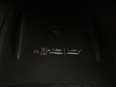 Used 2022 Chevrolet TrailBlazer ACTIV w/ Technology Package AWD/4WD image 17