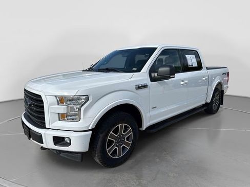 Used 2017 Ford F150 XLT w/ Equipment Group 302A Luxury image 9
