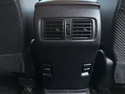 Used 2015 Toyota 4Runner SR5 image 31