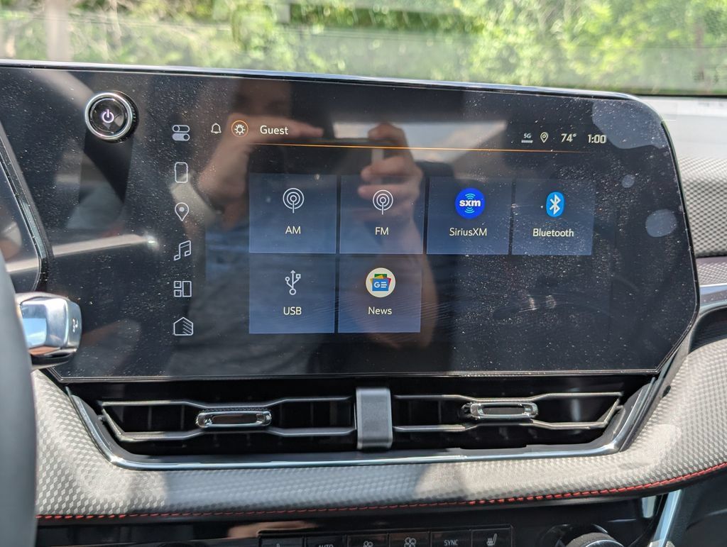 New 2026 Chevrolet Equinox RS w/ Safety and Technology Package FWD image 18