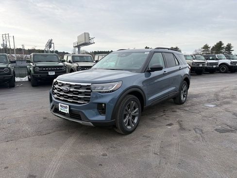 New 2026 Ford Explorer Active w/ Active Comfort Package image 14