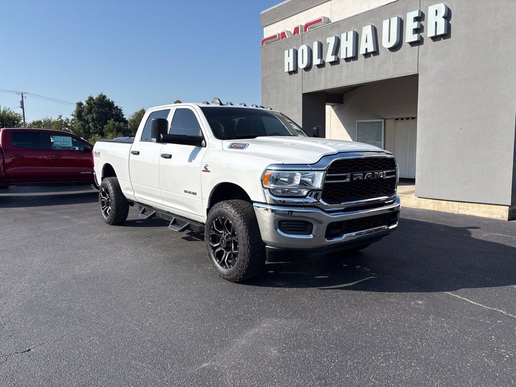 Used 2020 RAM 2500 Tradesman w/ Chrome Appearance Group AWD/4WD image 2