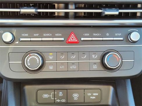 New 2026 Hyundai Tucson SE image 22