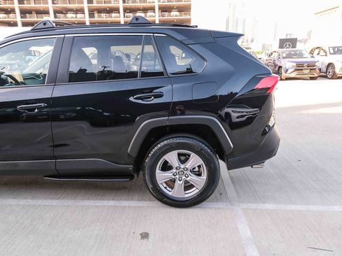 Certified 2025 Toyota RAV4 XLE FWD image 8