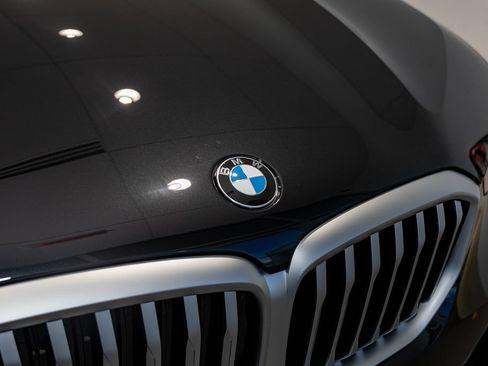 Used 2026 BMW X5 xDrive40i w/ Premium Package AWD/4WD image 7