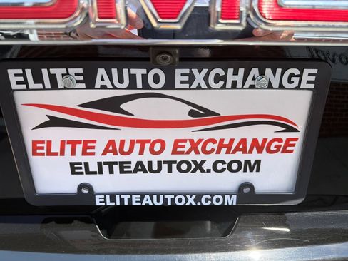 Used 2020 GMC Yukon Denali w/ Denali Ultimate Package AWD/4WD image 32