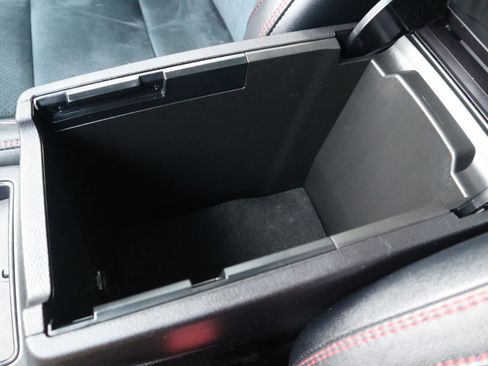 Used 2016 Toyota Camry XSE w/ Moonroof Package image 72