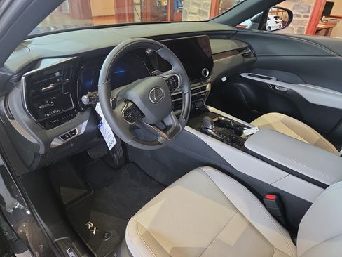 New 2026 Lexus RX 350h AWD/4WD image 8