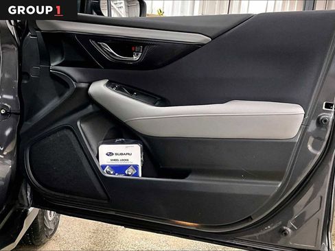 Used 2025 Subaru Outback Premium image 21
