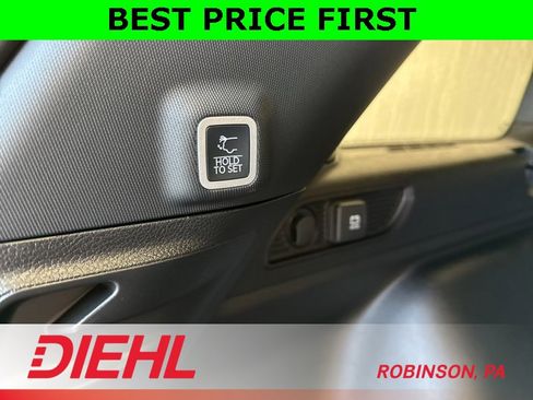 New 2025 Jeep Grand Cherokee Altitude w/ Trailer Tow Package image 11