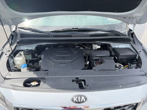 Used 2021 Kia Sedona LX FWD image 32