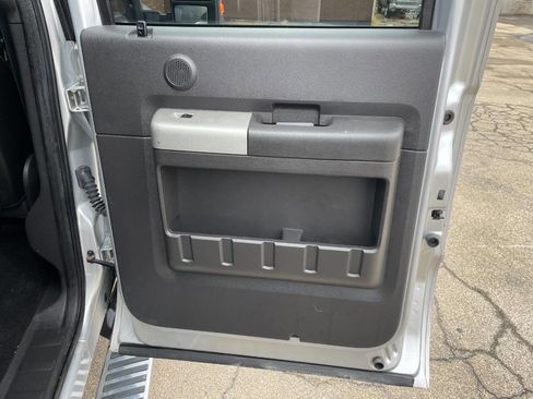 Used 2015 Ford F250 Lariat w/ Chrome Package image 26