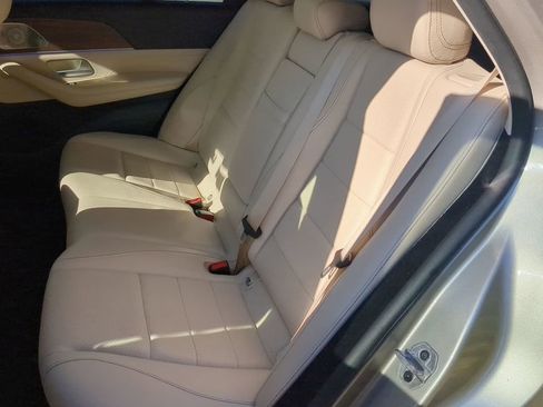 Used 2022 Mercedes-Benz GLE 350 image 42