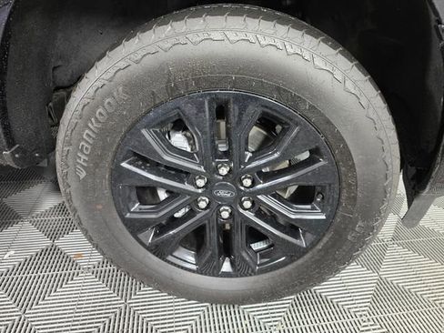 Certified 2025 Ford F150 Lariat w/ Equipment Group 502A High AWD/4WD image 9