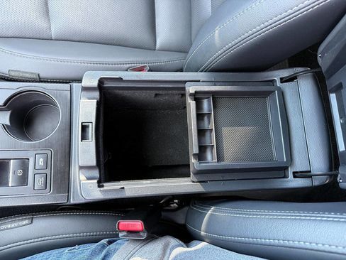 Used 2016 Subaru Outback 2.5i Limited image 29