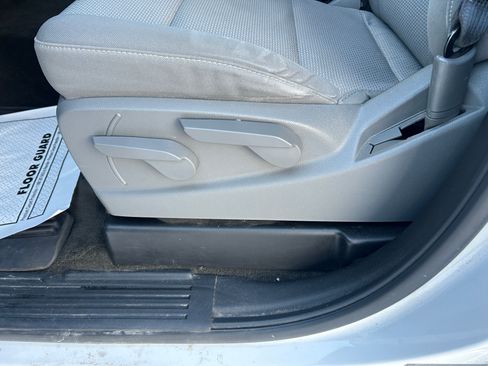 Used 2017 GMC Sierra 1500 Base image 17