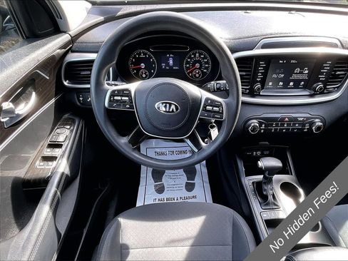 Used 2019 Kia Sorento AWD image 5