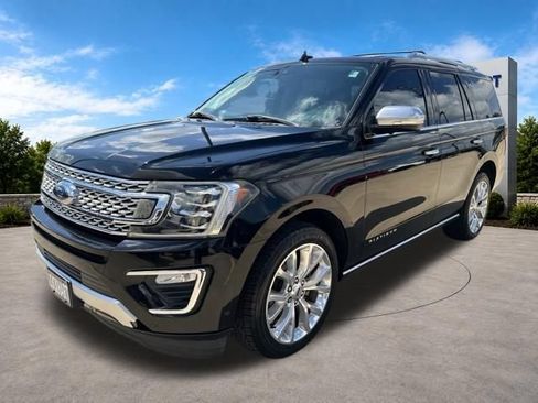 Used 2018 Ford Expedition Platinum RWD image 3
