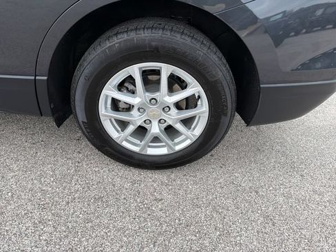 Used 2022 Chevrolet Equinox LS w/ LS Convenience Package FWD image 40