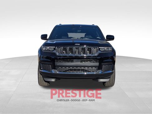 New 2026 Jeep Grand Cherokee L Laredo AWD/4WD image 2