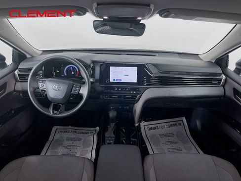 Used 2025 Toyota Camry LE w/ Convenience Package FWD image 12
