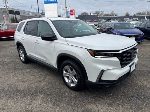 Certified 2023 Honda Pilot LX image 20