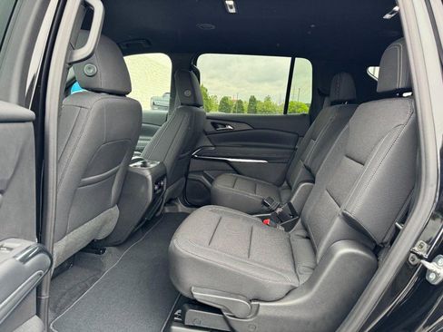 New 2026 Chevrolet Traverse LT FWD image 7