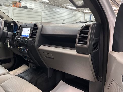 Used 2022 Ford F250 XL w/ Power Equipment Group image 30