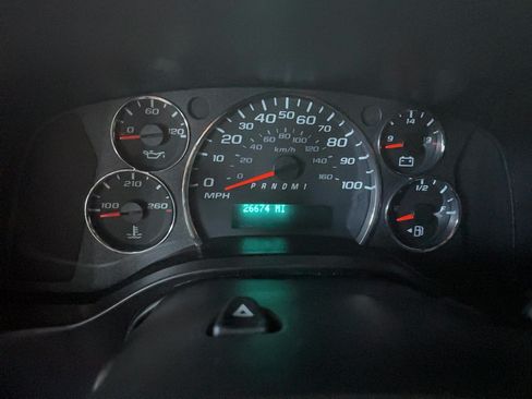 Used 2025 GMC Savana 3500 Extended RWD image 11