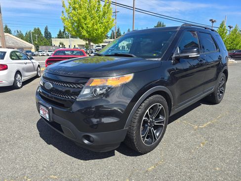Used 2014 Ford Explorer Sport w/ Equipment Group 401A AWD/4WD image 3