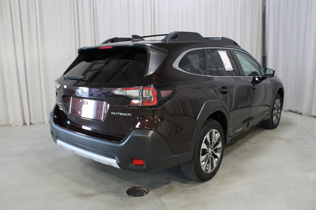 Used 2024 Subaru Outback Limited AWD/4WD image 26