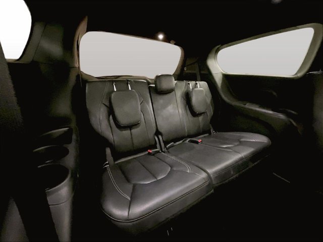 Used 2022 Chrysler Pacifica Touring-L w/ S Appearance Package FWD image 27