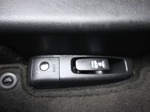 Used 2017 Honda Accord Touring image 30